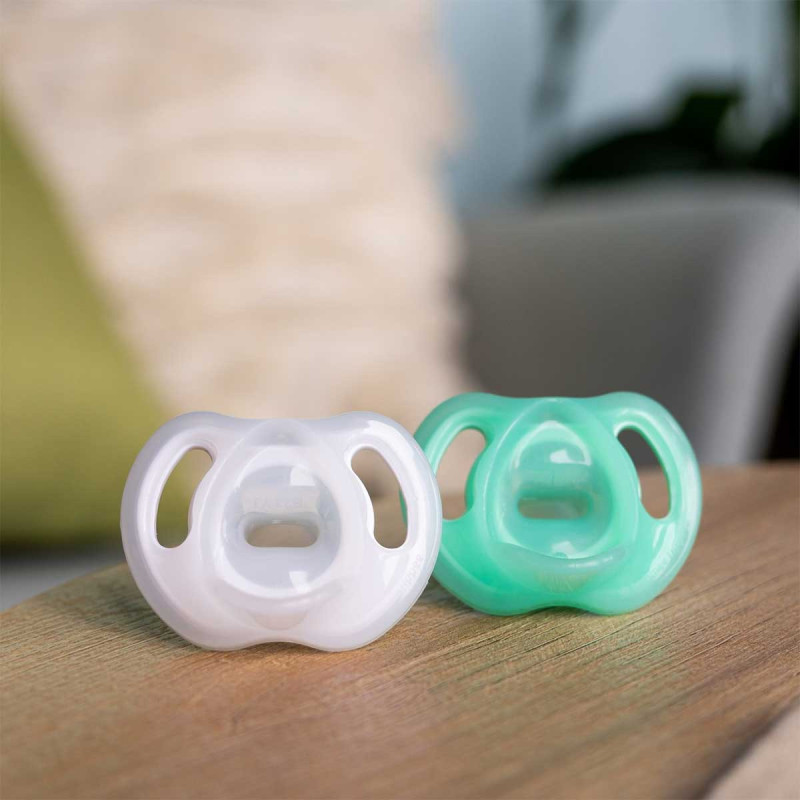 sucette-advanced-sensitive-tommee-tippee-6-18-mois-lots-de-2-pcommepara